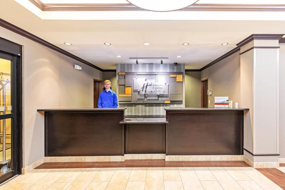 Holiday Inn Express Hotel & Suites Floresville By Ihg מראה חיצוני תמונה