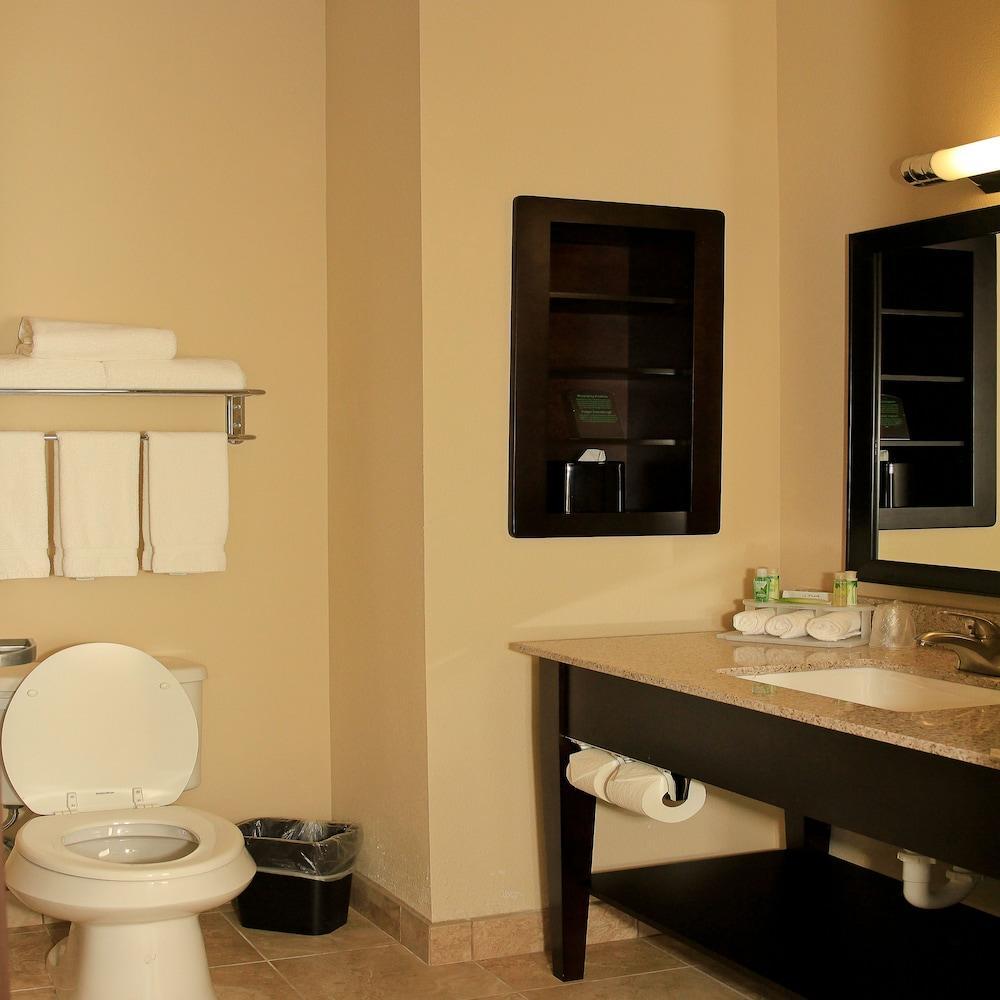 Holiday Inn Express Hotel & Suites Floresville By Ihg מראה חיצוני תמונה