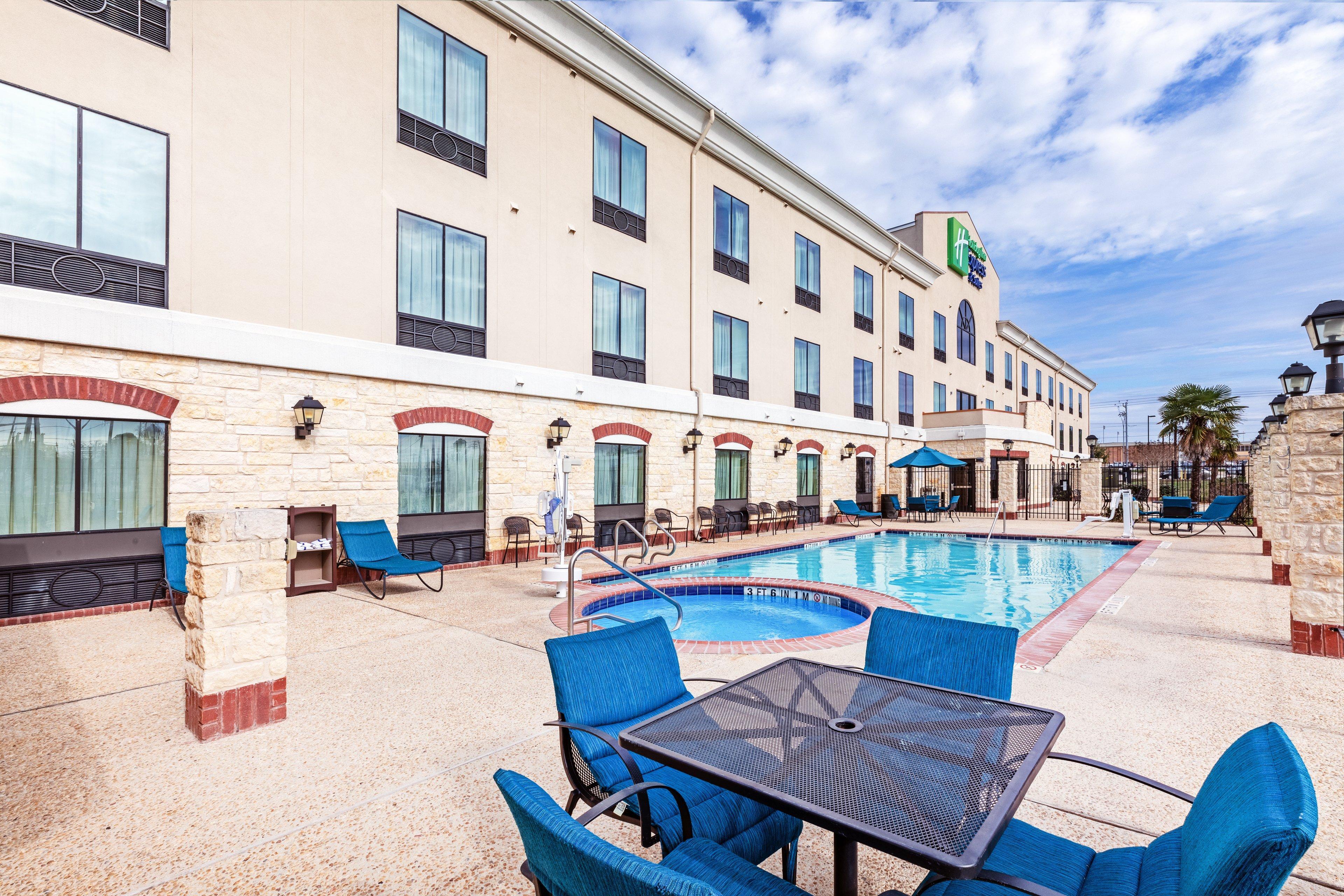 Holiday Inn Express Hotel & Suites Floresville By Ihg מראה חיצוני תמונה