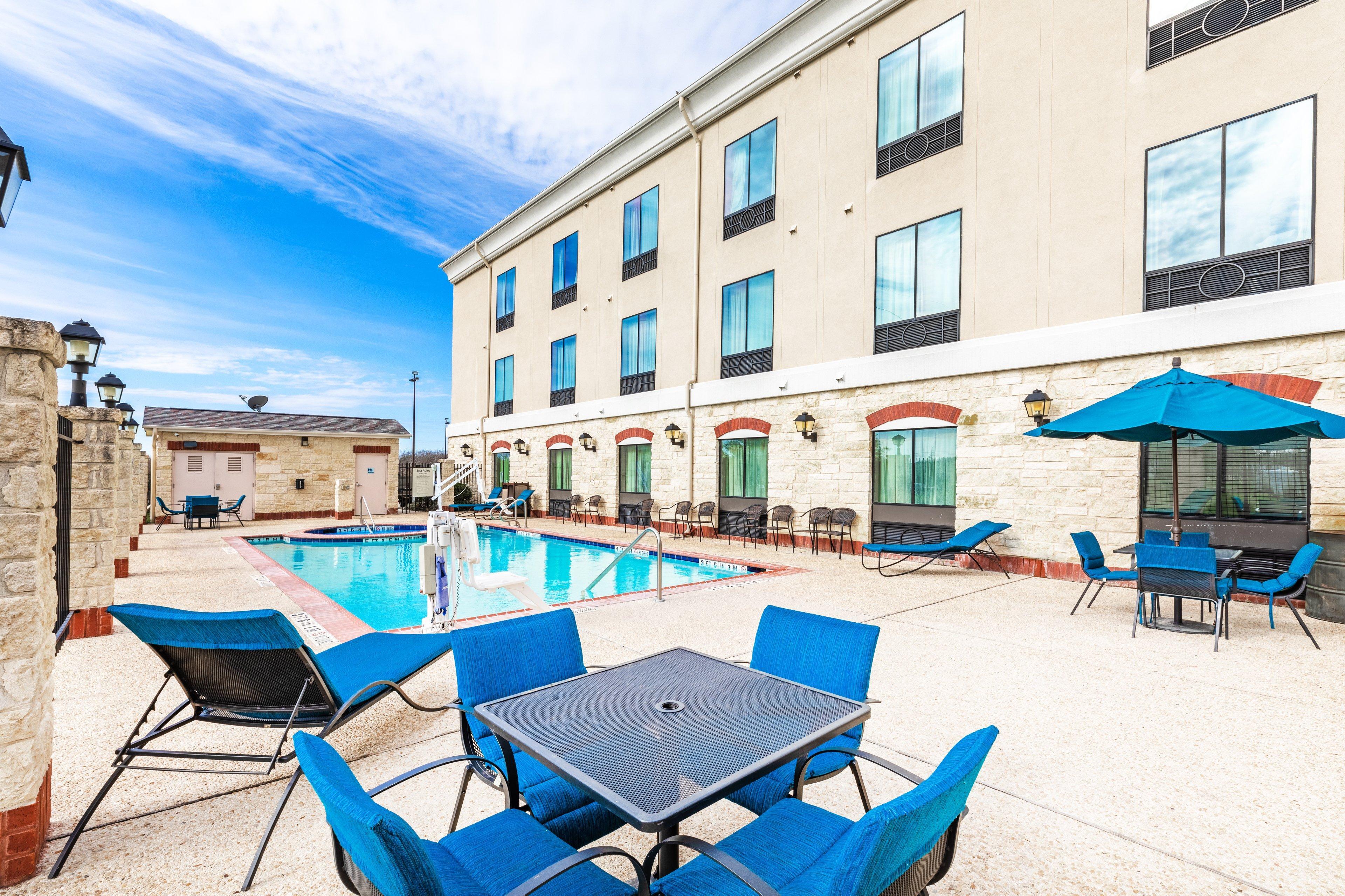 Holiday Inn Express Hotel & Suites Floresville By Ihg מראה חיצוני תמונה
